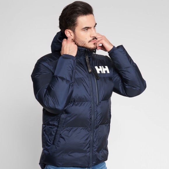Helly Hansen Active Winter Parka Review 2025